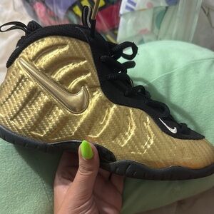 Nike Kids Gold and Black Sneakers